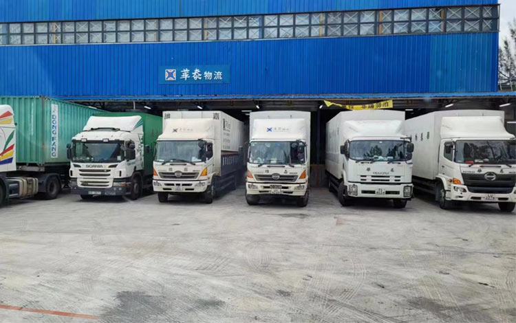 華泰車隊風采